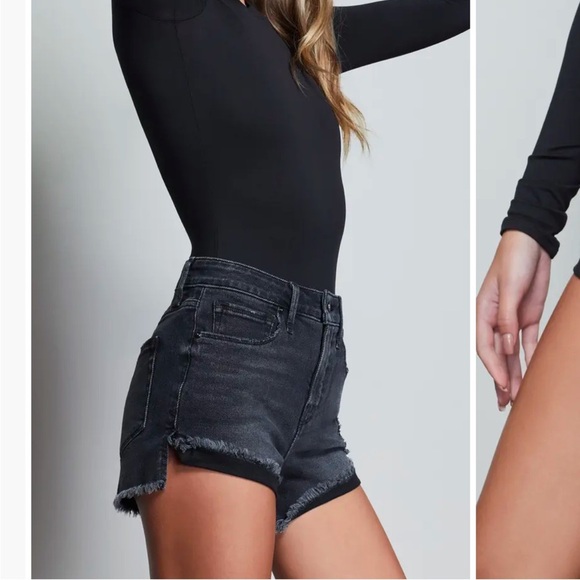 Good American Good Curve High Rise Stretch Denim Shorts Size 12 / 28 - Picture 5 of 14